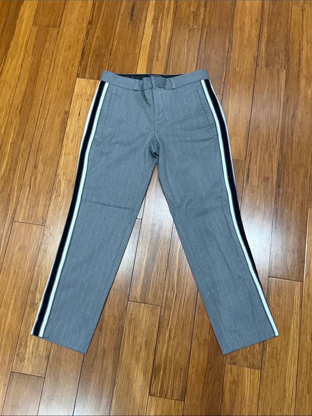 Banana Republic Avery Gray Capri Pants with Black & White Side Stripes